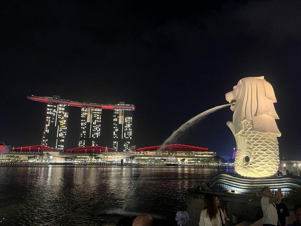 פארק מרליון בסינגפור. הוצאה צבאית לנפש מהגבוהות בעולם (צילום: יונתן קסלר) סינגפור פארק מרליון