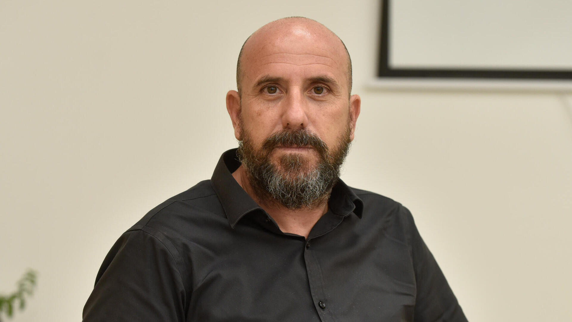 מגזין 100 משפיעים ומשפיעות 2025 אמיר דהן מנהל קרן הפיצויים של  רשות המסים