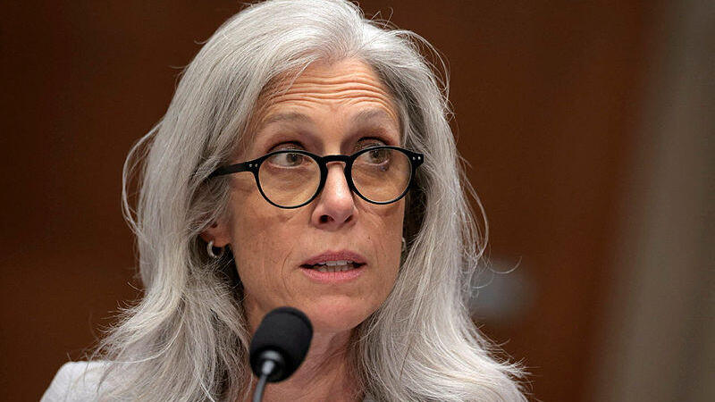 סוזן מונארז (צילום: Kayla Bartkowski / GETTY IMAGES NORTH AMERICA / AFP) סוזן מונארז סוזן מונרז מנהלת המרכז לבקרת מחלות ומניעתן CDC פוטרה על ידי טראמפ