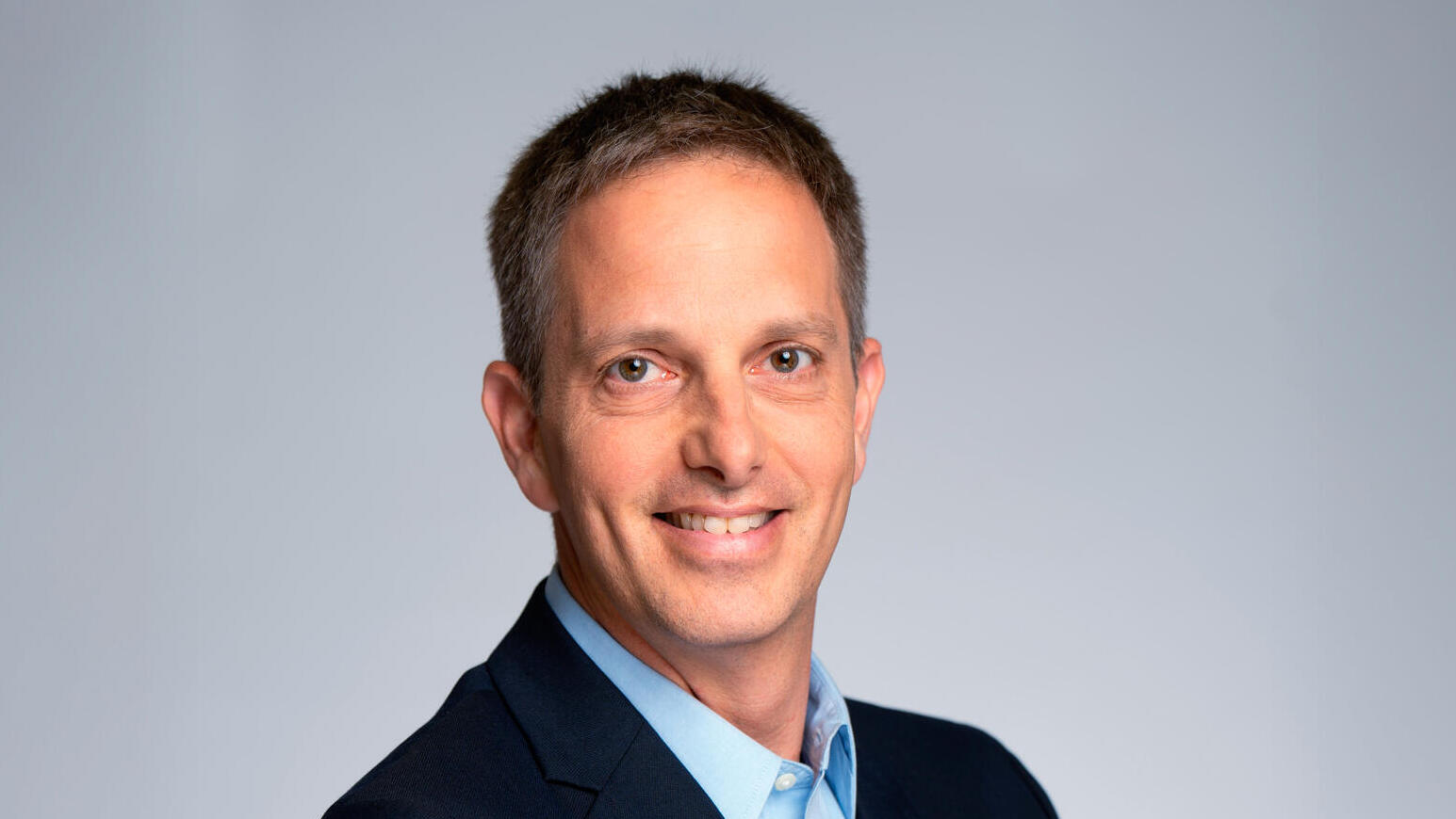 רון הוכמן מנכ"ל מזרחי-טפחות אינווסט