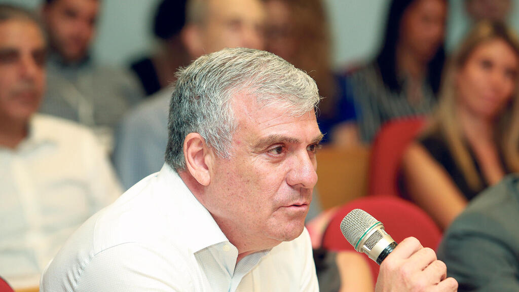 אבי לוי, מנכ"ל ובעל שליטה בלהב אל אר (צילום: אוראל כהן) אבי לוי מנכ"ל ובעל שליטה ב להב אל. אר.