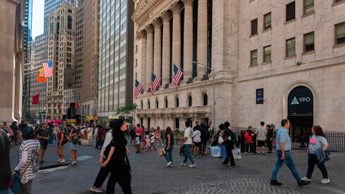 צילום: SPENCER PLATT / GETTY IMAGES נעילה ירוקה בוול סטריט; AMD קפצה ב-8.8%, אינטל - ב-5.7%