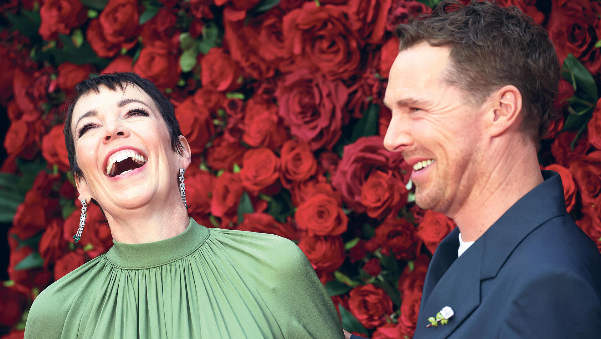 השחקנים אוליביה קולמן ו בנדיקט קמברבץ' פנאי