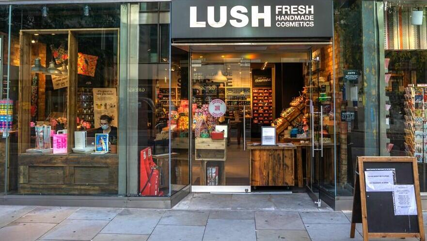 חנות קוסמטיקה לאש Lush ניוקאסל בריטניה