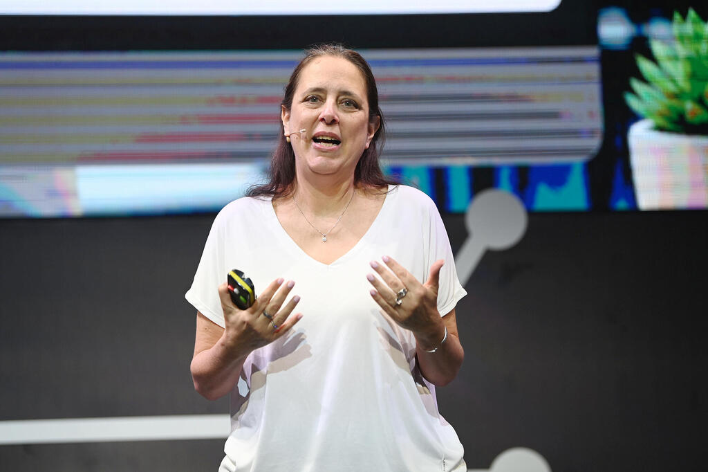 כנס AI - ד"ר מיטל אמזלג הפקולטה לטכנולוגיות למידה ב HIT