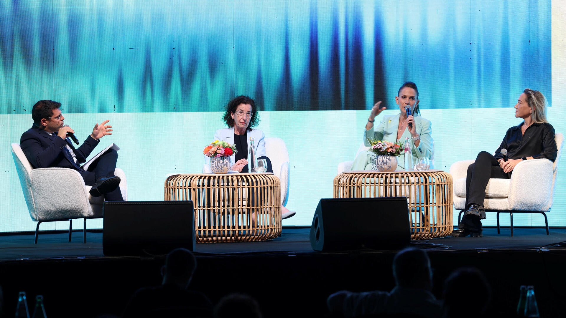 ועידת שוק ההון אילת - פאנל ניהול הון במציאות מורכבת: אסטרטגיות מגמות והחלטות גדולות - ענת לוין מנכ"לית בלאקרוק ישראל לילך אשר טופילסקי שותפה בכירה קרן פימי ו יפעת אורון מנכ"לית בלקסטון ישראל