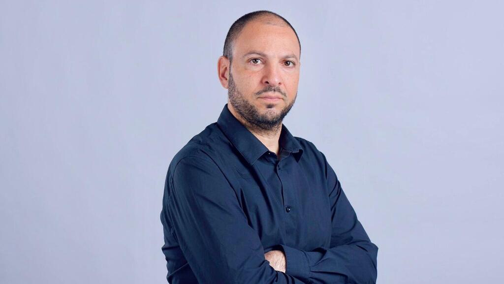 אריאל שמידברג ( צילום: עופר חג'יוב) אריאל שמידברג סמנכ"ל ב דבי תקשורת