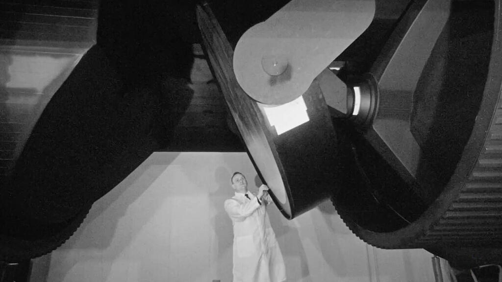 הקברניט לוויין ריגול לוויינים מודיעין