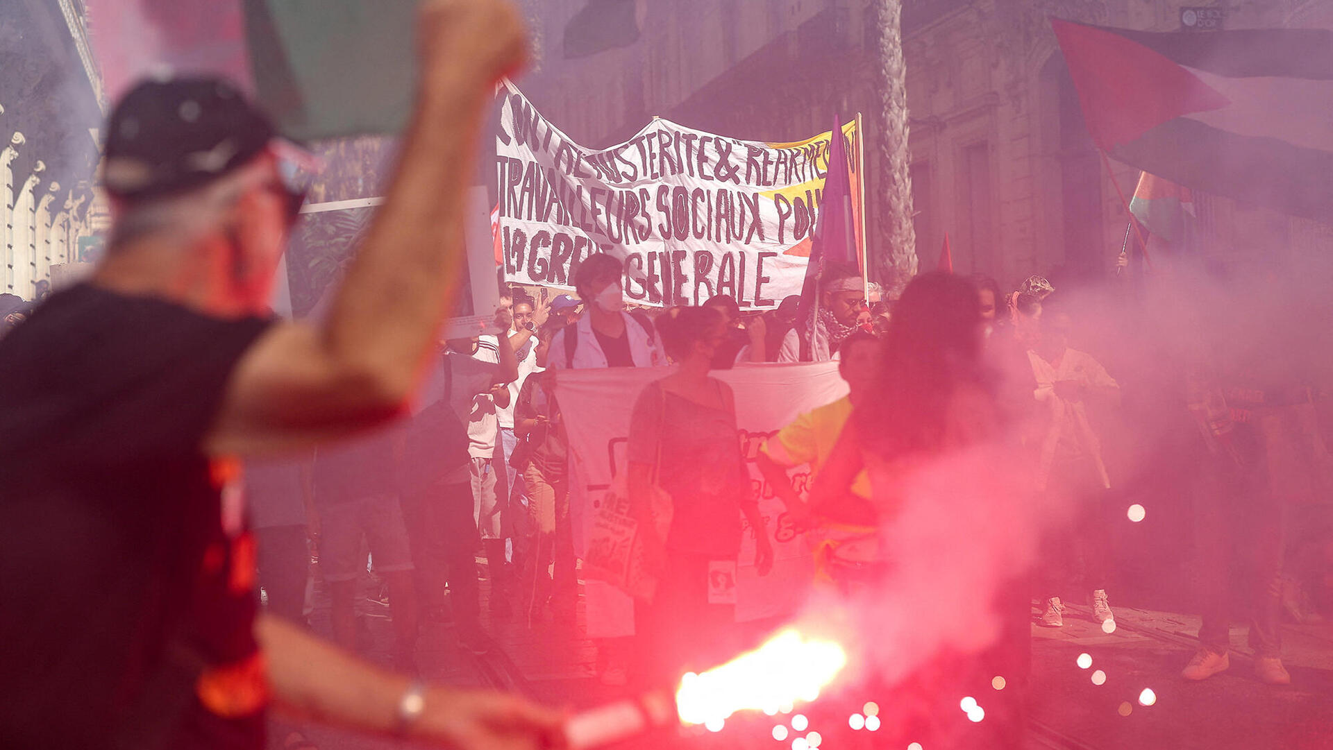 מיום שיבוש ו מחאות היום ברחבי צרפת