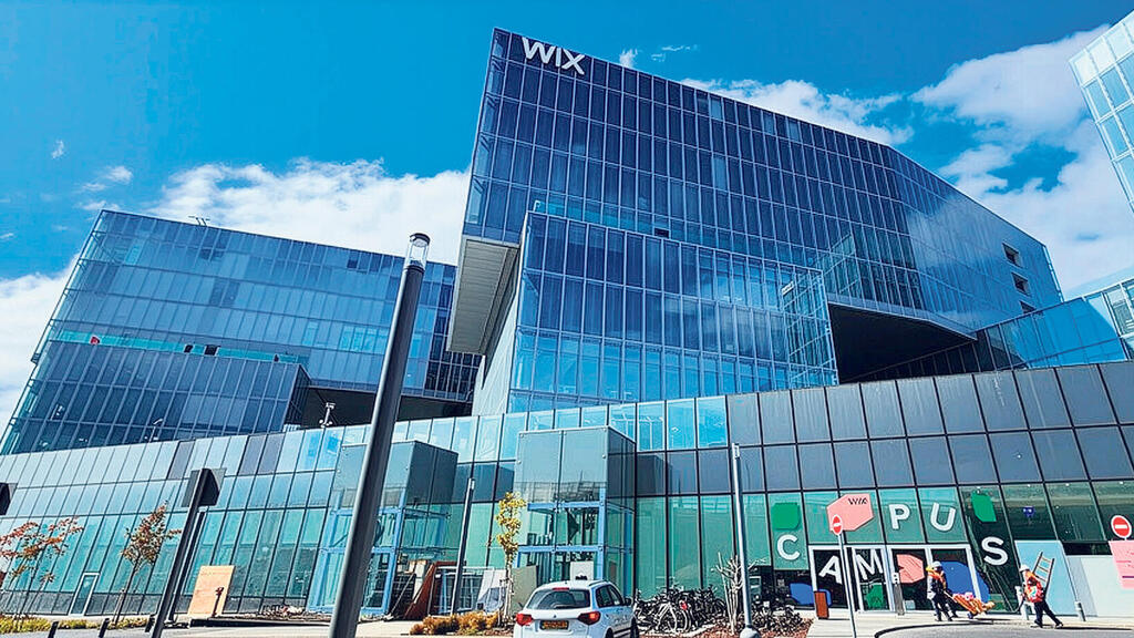 Could Wix and Fiverr merge to weather AI disruption?