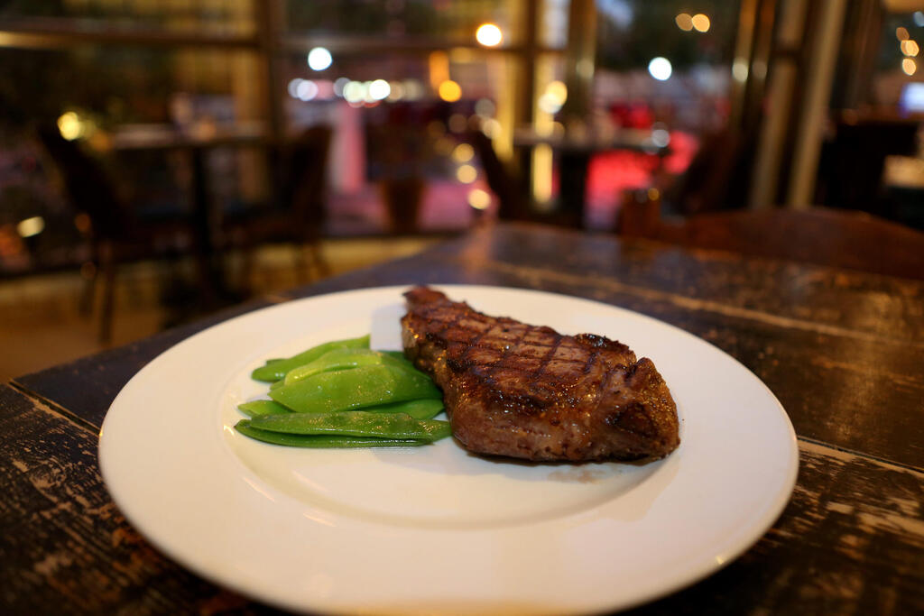 מו ומו (צילום: נמרוד גליקמן) פנאי מו ומו מסעדת בשרים רחובות