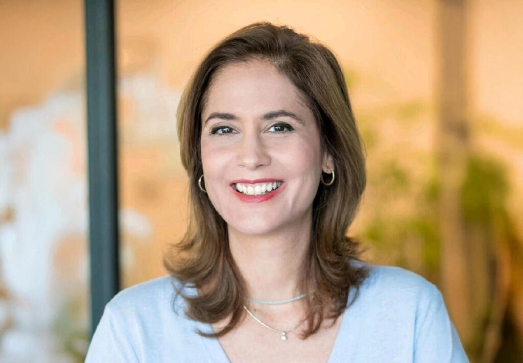 אביב יונס VP HR ב Team8