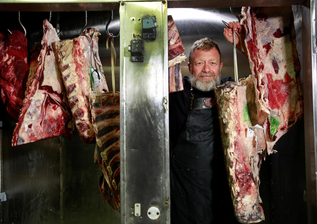 משה גלופ. הבשרים של זלמן (צילום: יובל חן) פנאי משה גלופ הבשרים של זלמן
