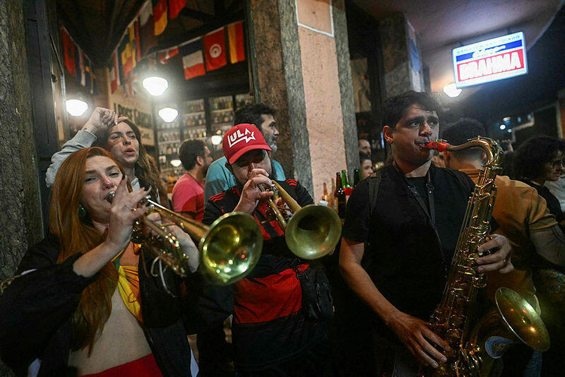 חגיגות ב ריו דה ז'ניירו ברזיל בעקבות הרשעת הנשיא לשעבר ז'איר בולסונרו ז'איר בולסונארו 11 בספטמבר 2025