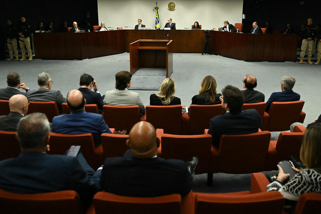 בית המשפט העליון ב ברזיל הרשיע את הנשיא לשעבר ז'איר בולסונרו