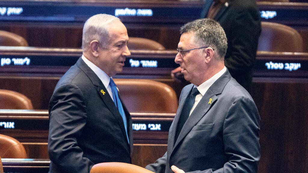 גדעון סער ובנימין נתניהו (צילום: שלו שלום) גדעון סער ו בנימין נתניהו