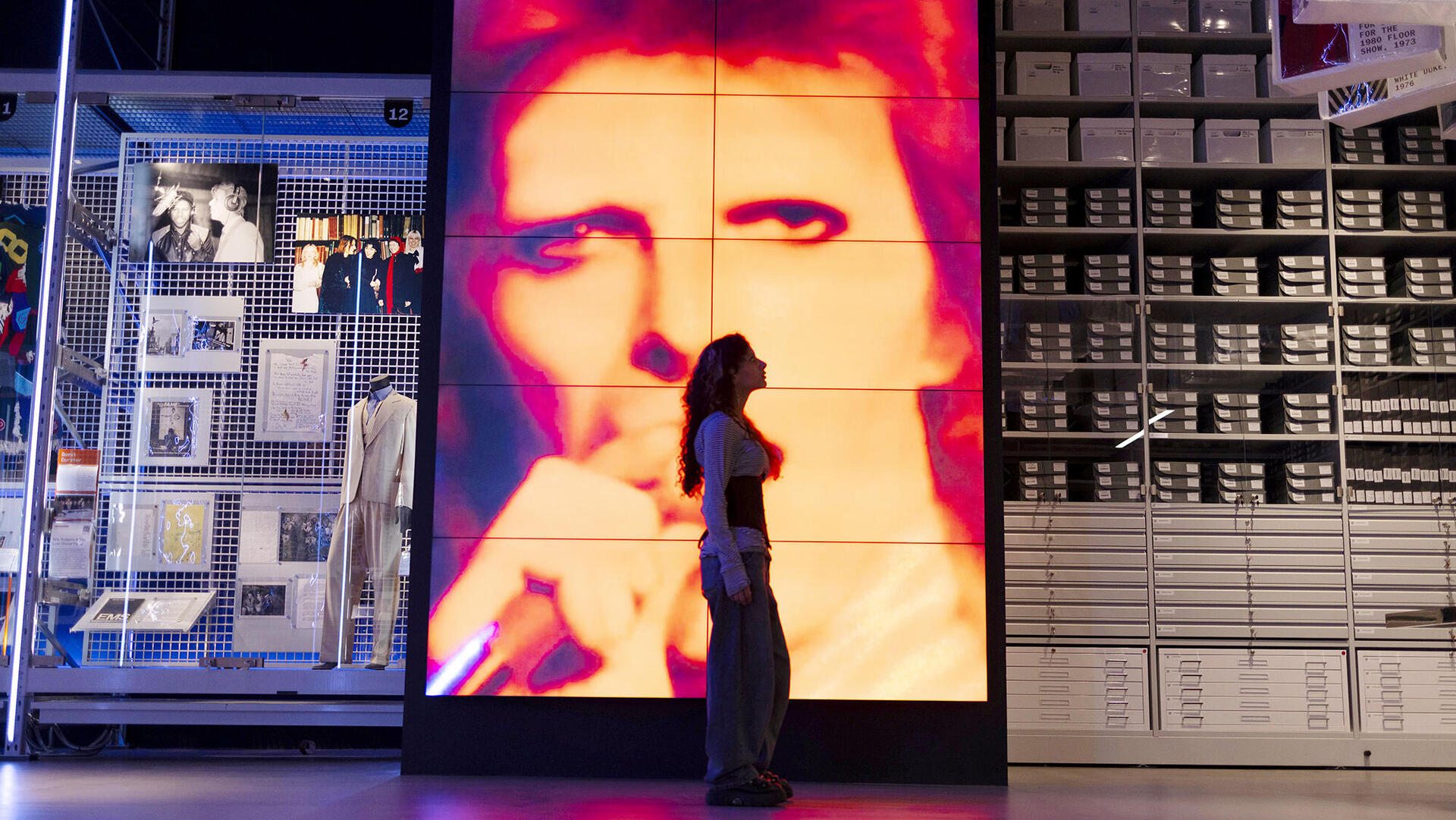 ארכיון דיוויד בואי במוזיאון ויקטוריה ואלברט פנאי