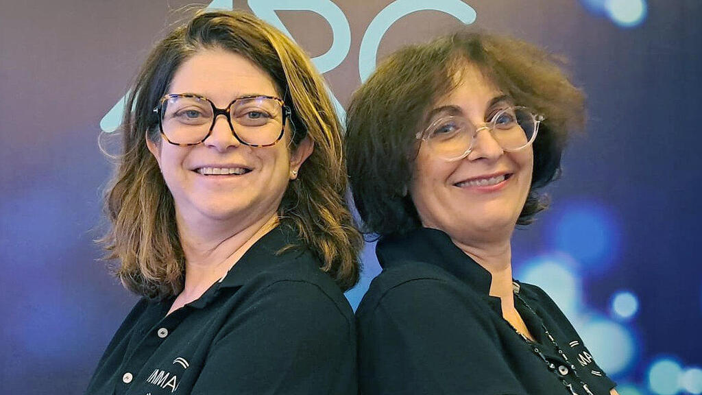 מימין ביאטריס שאמלה מנכ"לית ומייסדת שותפה וד"ר נדיה פריזנט מנהלת רפואית ומייסדת שותפה -  חברת IMMA Health