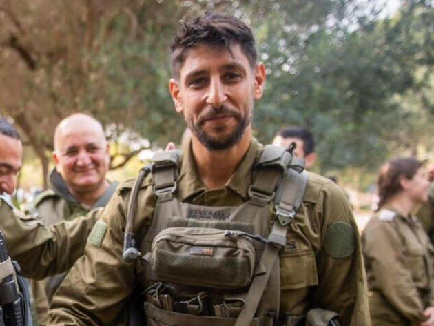 עמדי. הראשון ששר על המצוקה שלו רגע אחרי השחרור מסדיר