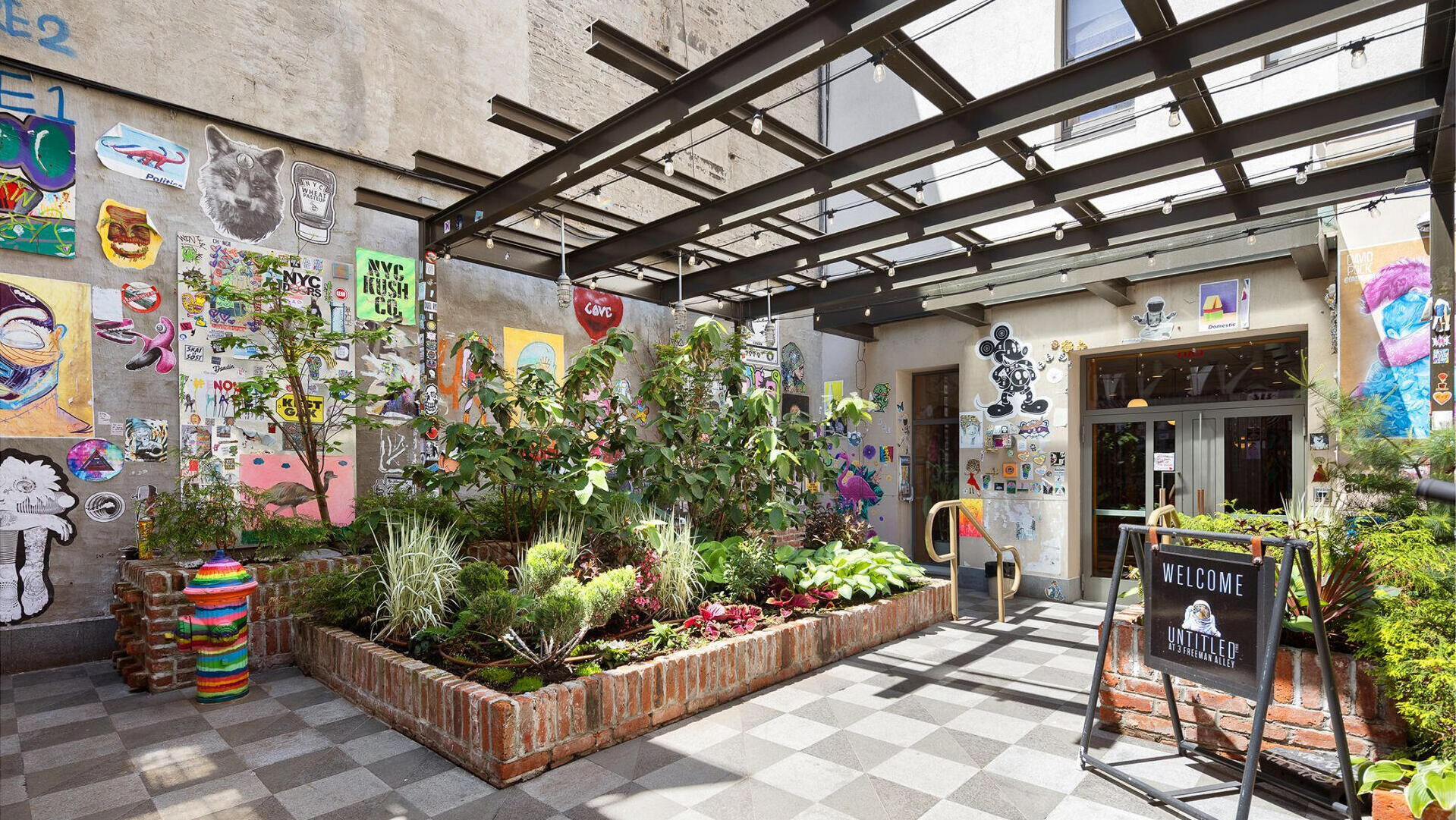 מלון untitled hotel nyc בכתובת at 3 freeman alley ניו יורק