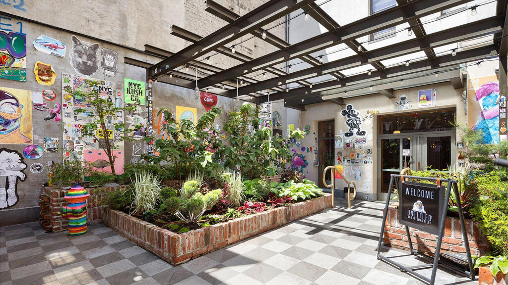 מלון untitled hotel nyc בכתובת at 3 freeman alley ניו יורק