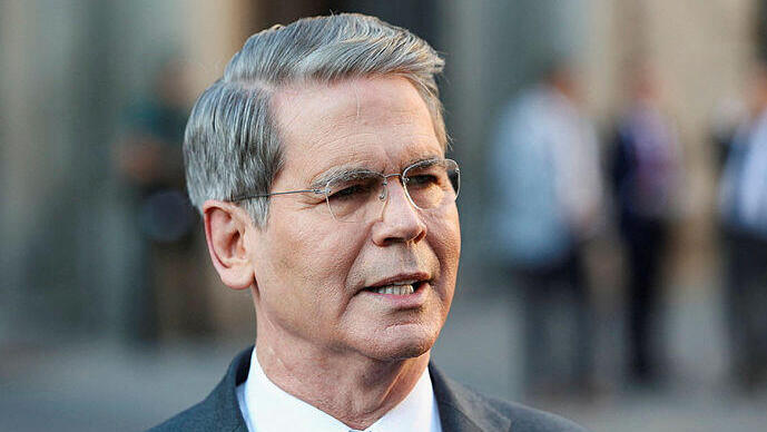 שר האוצר של ארה"ב סקוט בסנט 2 בשיחות הסחר עם סין במדריד 15.9.25