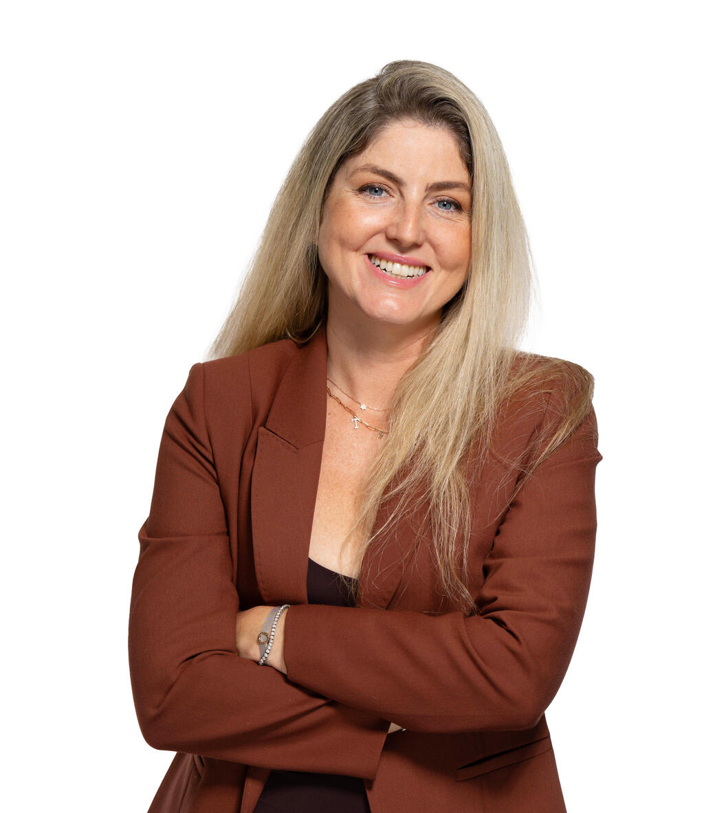 עו"ד אליזבט (ליז) קרישמרב חנן, עורכת דין בכירה במחלקת המסים 