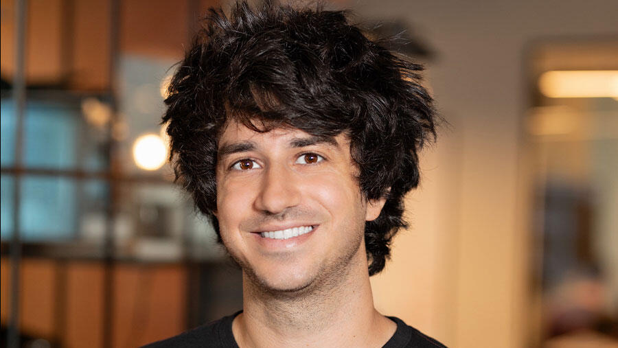 אביב מוסינגר 