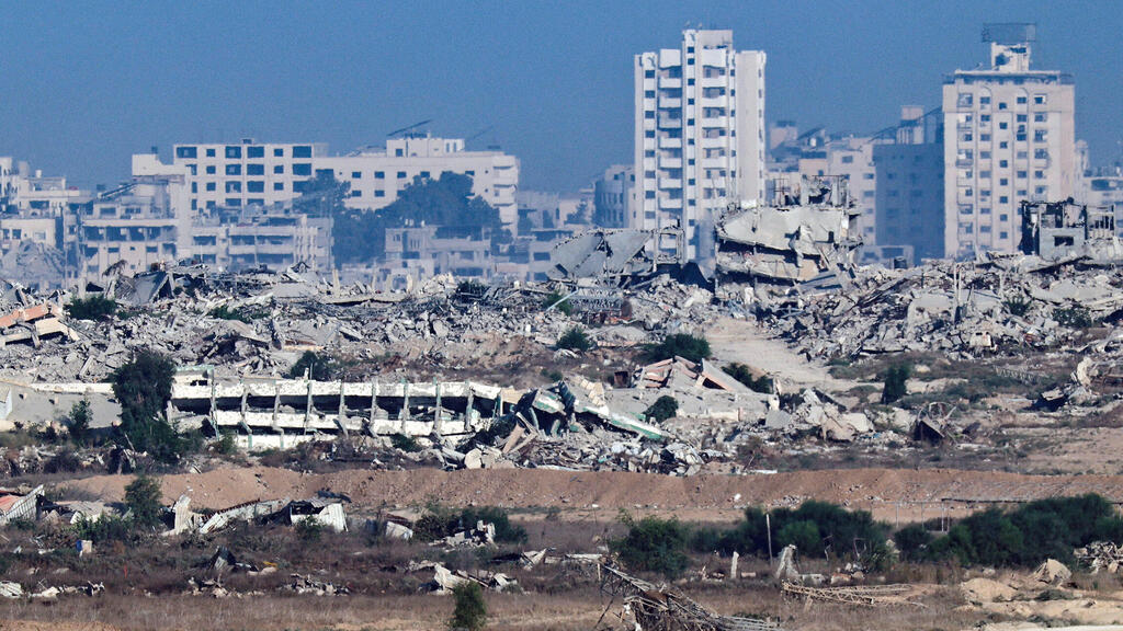 ההרס בעזה (צילום: REUTERS/ Amir Cohen) פעולה קרקעית ב עזה 16.9.25