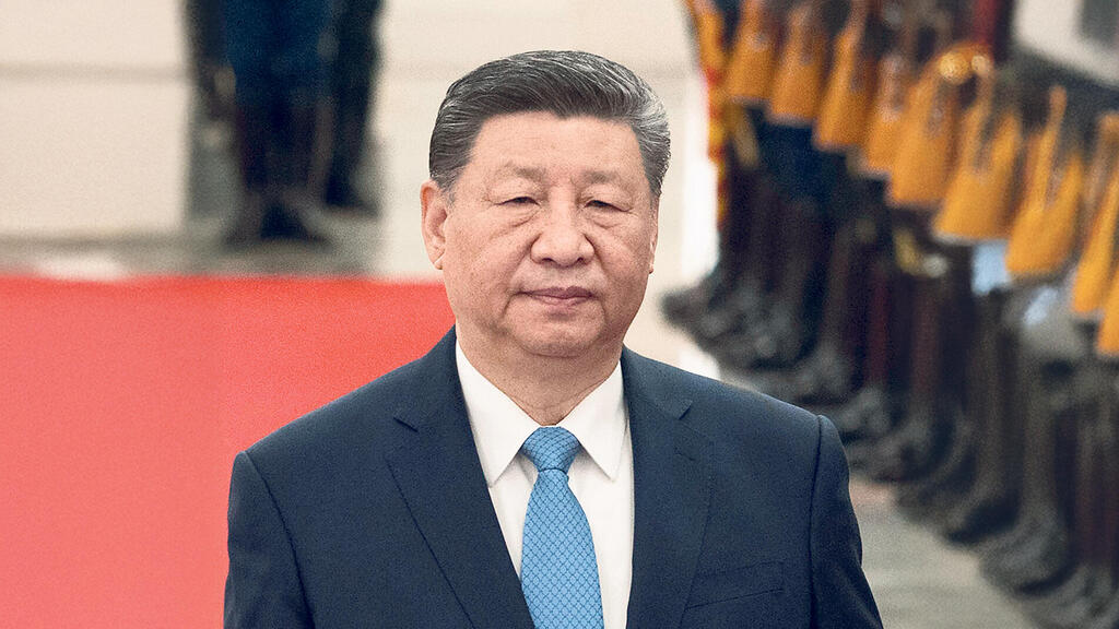 Xi Jinping. (Photo: AP/ Andres Martinez Casares) מגזין 100 משפיעים ומשפיעות 2025 שי ג'ינפינג נשיא סין