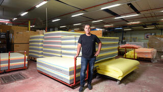 אבי ברססט מנכל מפעל הולנדיה ב שדרות   