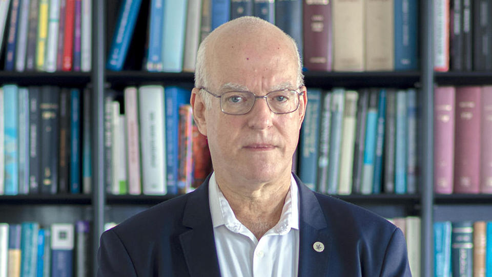 מגזין 100 משפיעים ומשפיעות 2025 אריאל פורת נשיא אוניברסיטת תל אביב