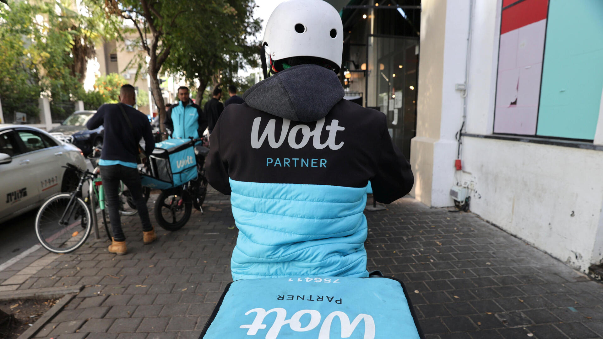 מגזין 100 משפיעים ומשפיעות 2025 שליח שליחי וולט ב תל אביב