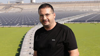 מגזין 100 משפיעים ומשפיעות 2025 עופר ינאי בעלי הפועל ת"א כדורסל ונופר אנרגיה