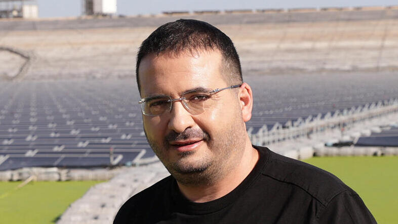 מגזין 100 משפיעים ומשפיעות 2025 עופר ינאי בעלי הפועל ת"א כדורסל ונופר אנרגיה