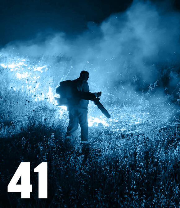 צילום: ערן היימס, רשות הטבע והגנים מגזין 100 משפיעים ומשפיעות 2025 צוות כיבוי אש שריפה בצפון