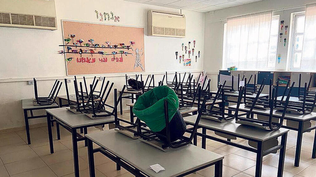 מגזין 100 משפיעים ומשפיעות 2025 כיתה ריקה