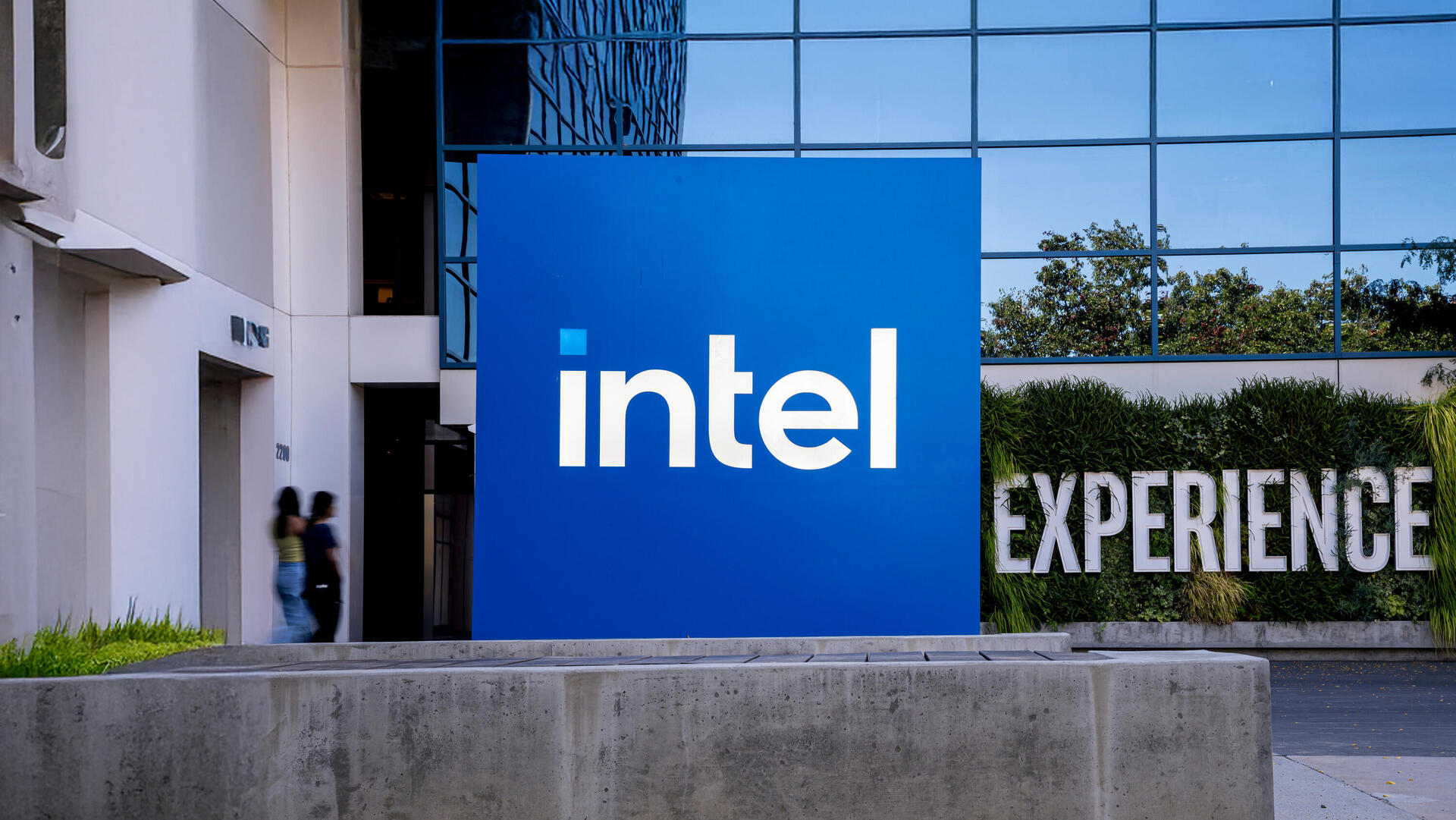 מטה אינטל ב קליפורניה ארה"ב 6.9.24