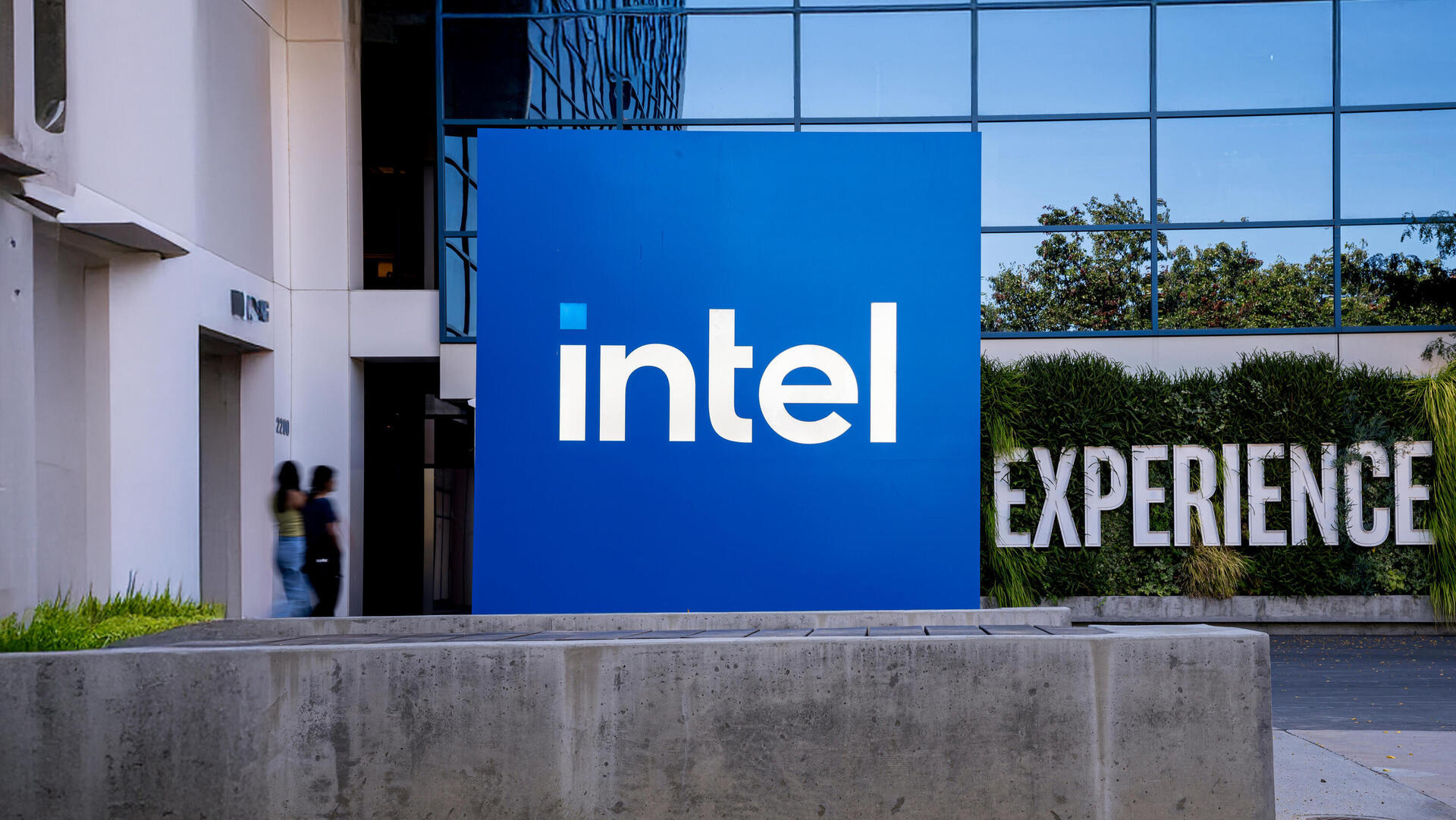 מטה אינטל ב קליפורניה ארה"ב 6.9.24