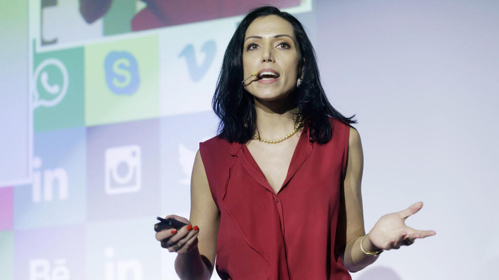 ד"ר לירז מרגלית. "חנויות הסטוק הן חוויה שמפעילה את החושים, ולכן השהות שם ארוכה" (צילום: עמית שעל) לירז מרגלית דוקטור