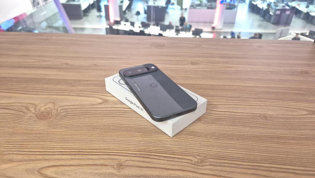 גוגל פיקסל 10