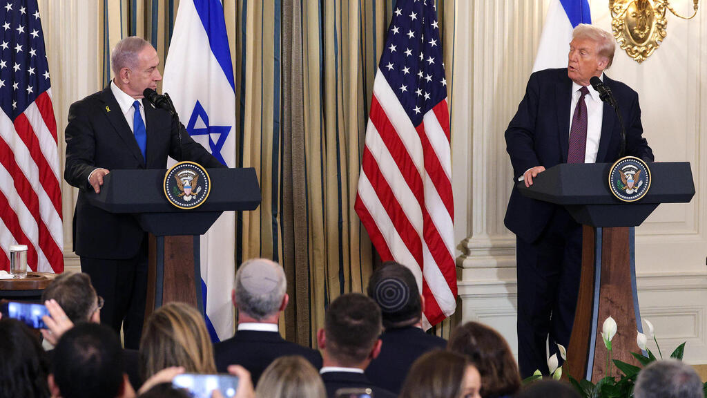 טראמפ ונתניהו בבית הלבן, בספטמבר (צילום: AP/ Evan Vucci) דונלד טראמפ ו ראש הממשלה בנימין נתניהו מסיבת עיתונאים הבית הלבן ספטמבר 2025