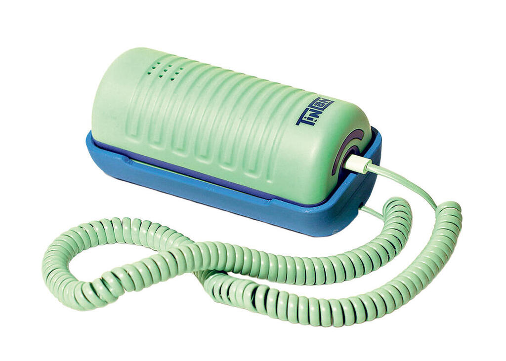 מכשיר Tin Can. במקביל להשקת האייפון החדש, דווקא המכשיר הזה הוגדר "הטלפון החדש הלוהט ביותר"