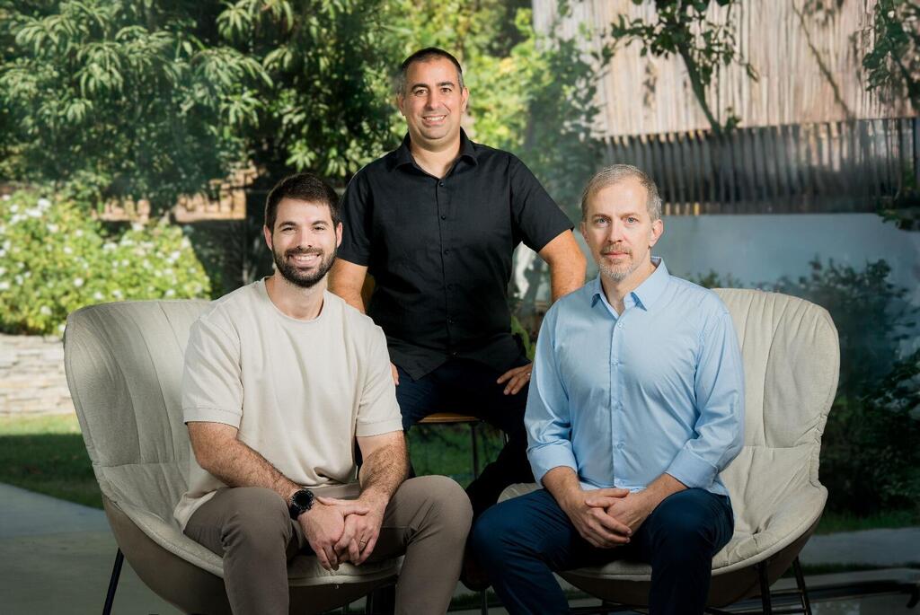 עמיר פישלוב יהונתן ביק ו מיקי חפץ מ- Square One Labs