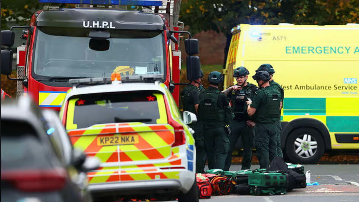 אנשי כוחות הביטחון בזירת הפיגוע במנצ'סטר