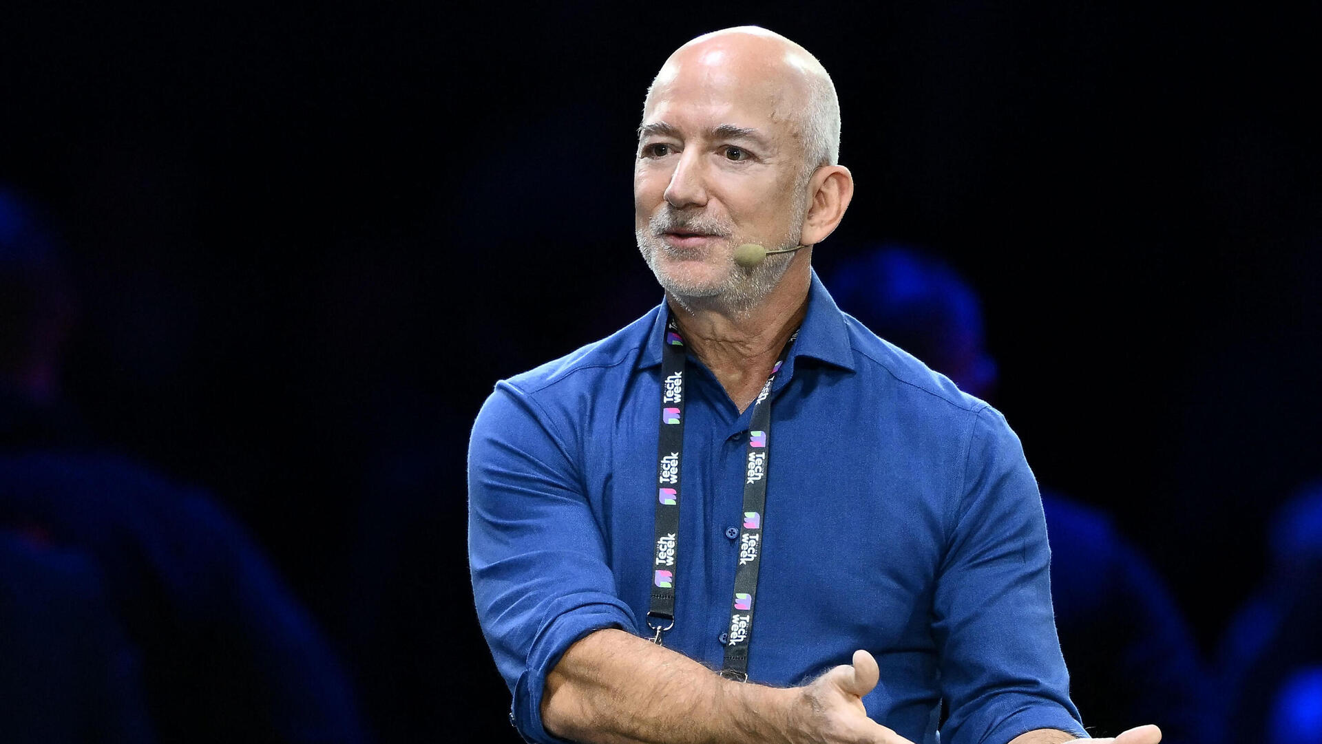 מייסד אמזון ג'ף בזוס בכנס ב טורינו איטליה 3.10.25