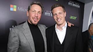 לארי אליסון ובנו דיוויד אליסון