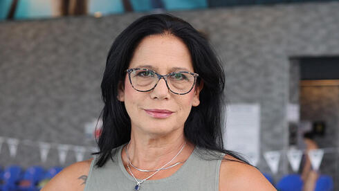 מאמינה בניהול של עצמה: מנכ"לית הולמס פלייס קרן שתוי קונה מניות של הרשת ב-51 מיליון שקל