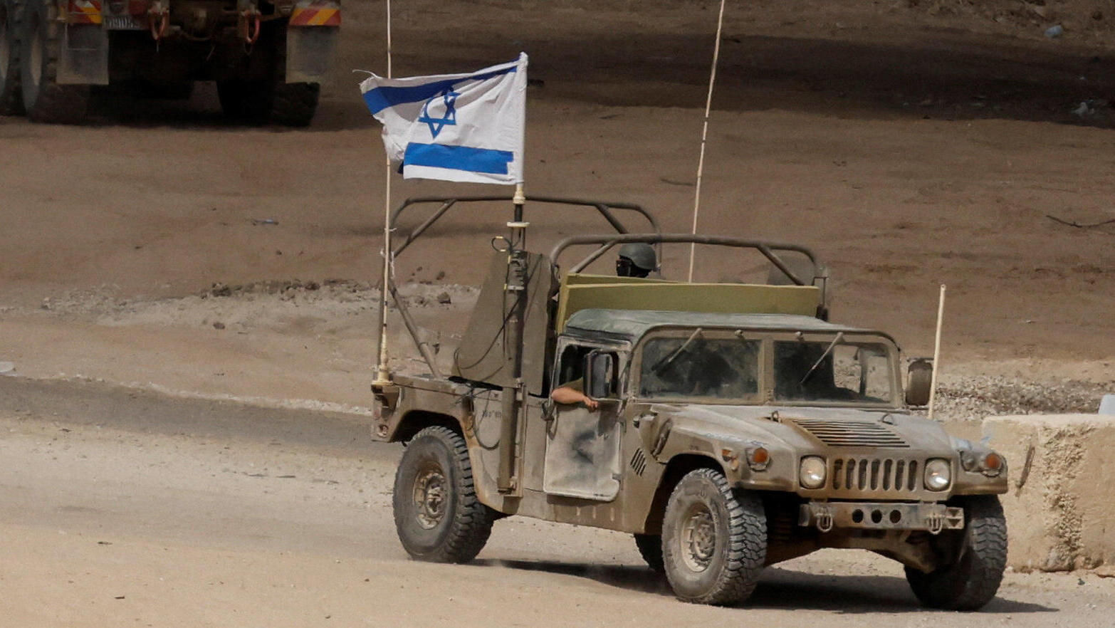רכב של צה"ל ב גבול עזה 9.10.25