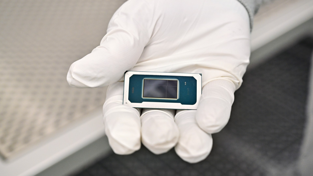 המעבד החדש פנתר לייק של אינטל (צילום: יח"צ) המעבד החדש פנתר לייק של אינטל המיועד לשוק המחשבים הניידים